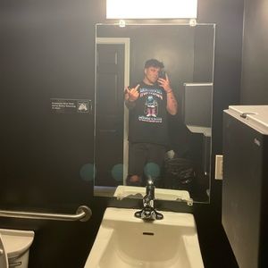 Meet your Posher, Drew